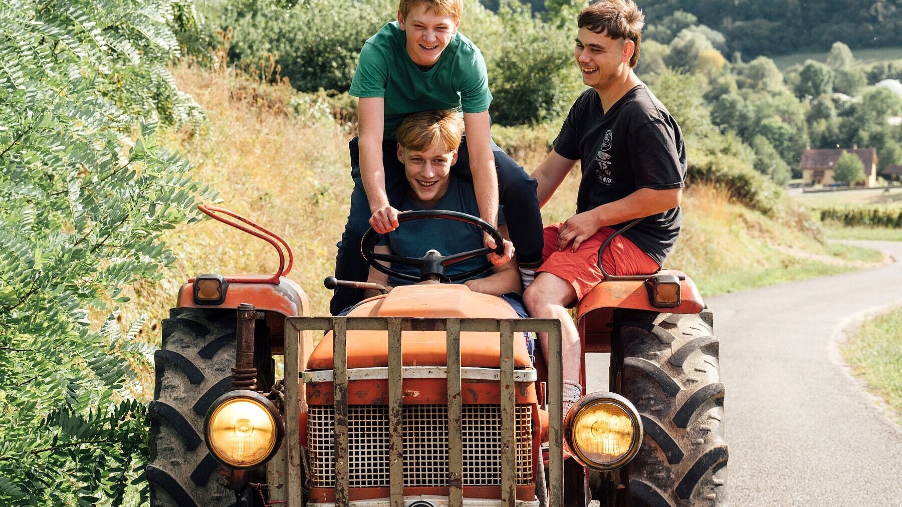 Link zur Filmbeschreibung zu "Könige des Sommers