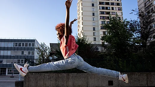 Film Neneh Superstar